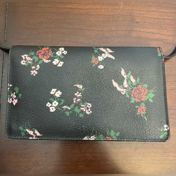 Sold - Picture 4 of 7